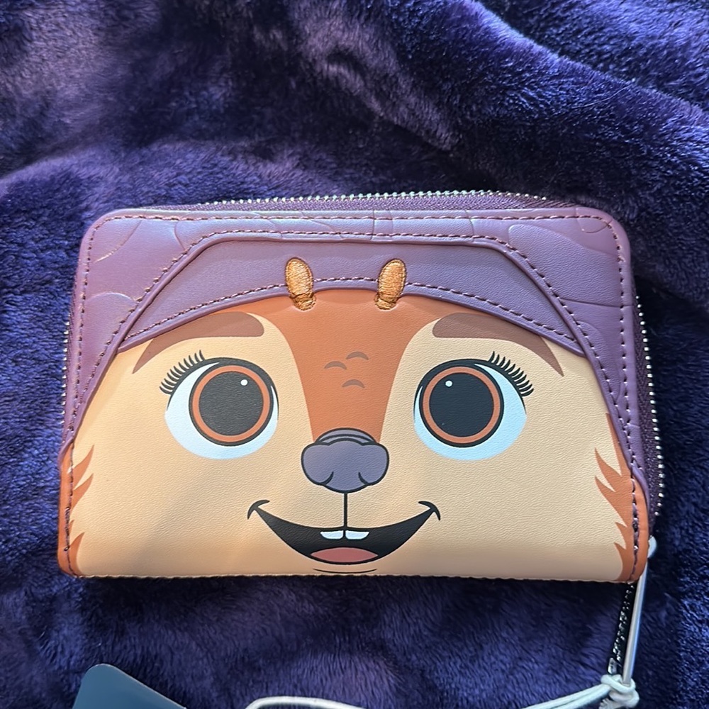 NWT Loungefly Disney Raya and the Last Dragon Tuk Tuk Zip Around Wallet